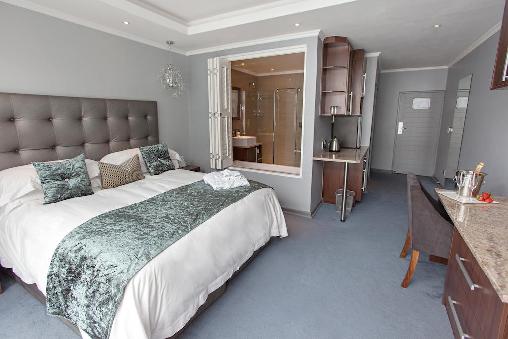Blue Diamond Boutique Hotel Pretoria-Noord Esterno foto