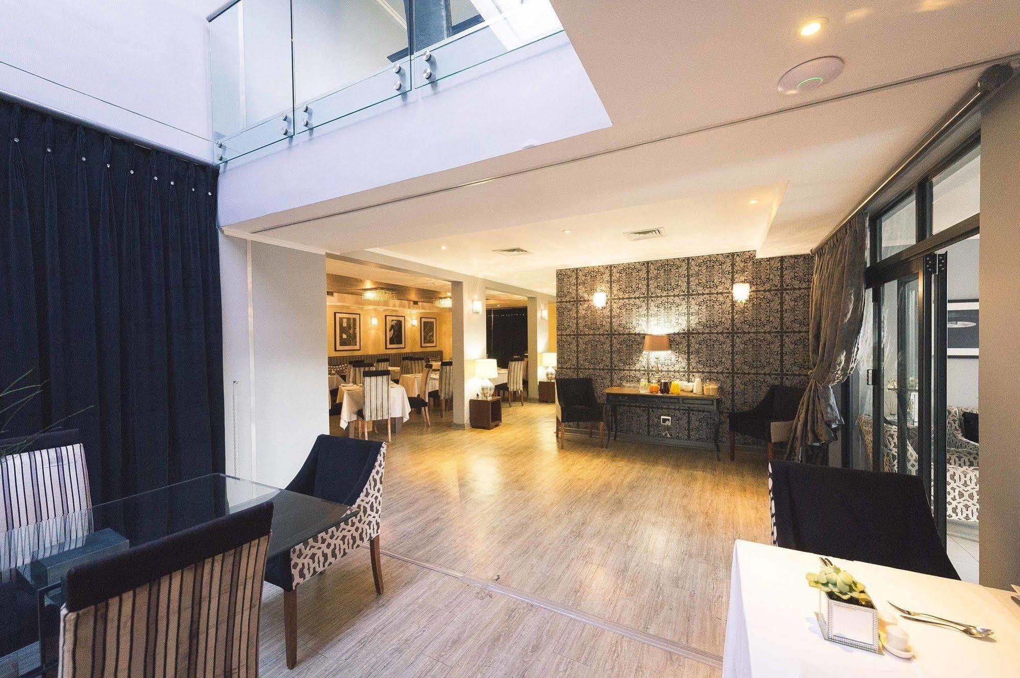 Blue Diamond Boutique Hotel Pretoria-Noord Esterno foto